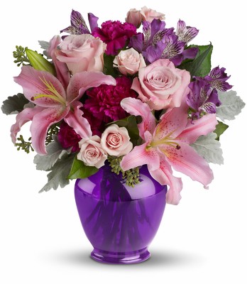 Teleflora's Elegant Beauty